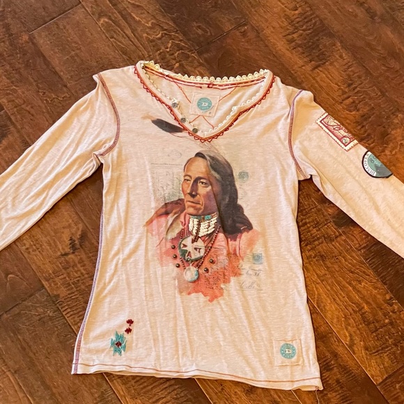 Double D Ranch Tops - Double d ranch long sleeve tee Indian embroidered beaded s